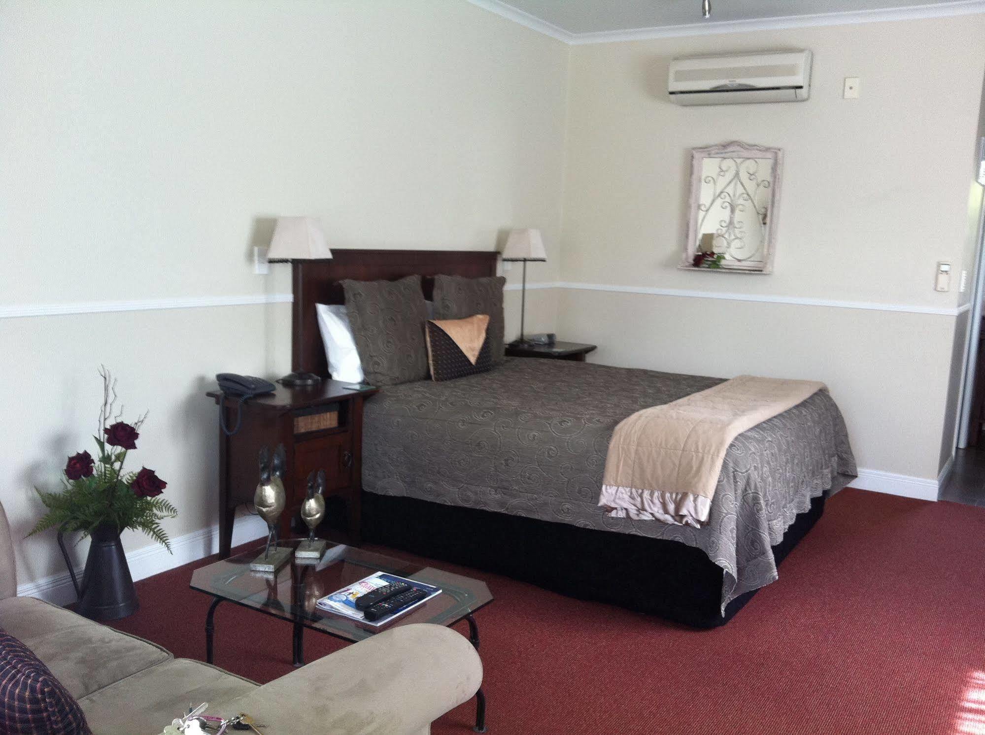 Lodge Bordeaux Whangarei Exterior foto